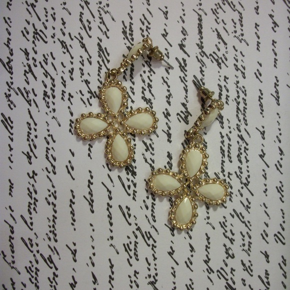 Jewelry - Chandelier Style Earrings Citrine Opal Color